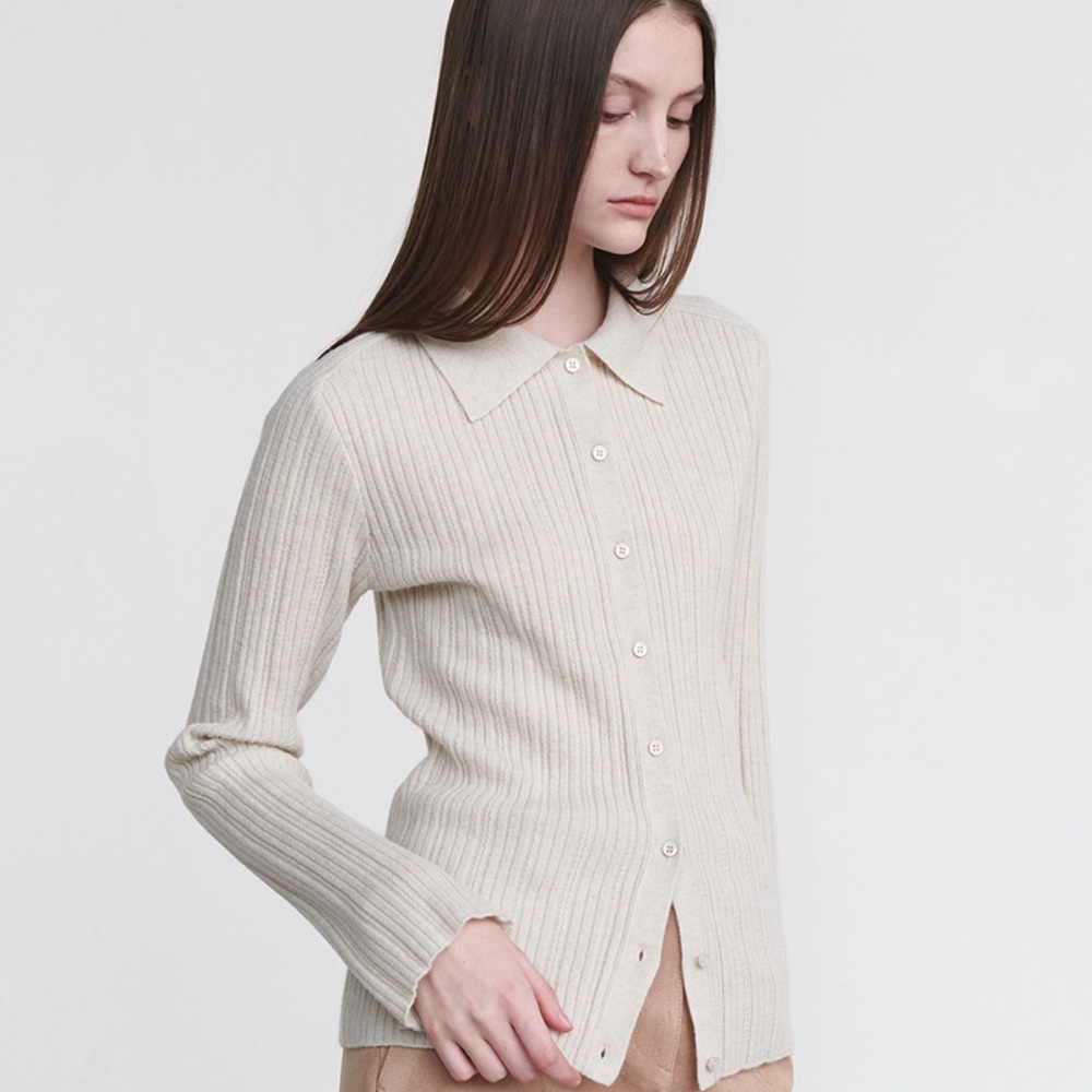 LOEUVRE Beige Ribbed Knit Button-Up Cardigan Sweater - Classic & Chic
